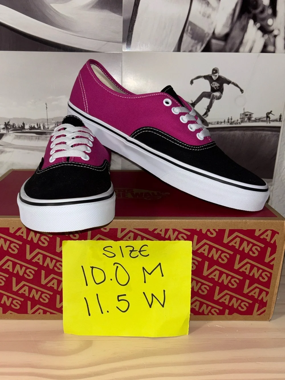 Vans Authentic sz 10.0 Men’s 11.5 Women’s